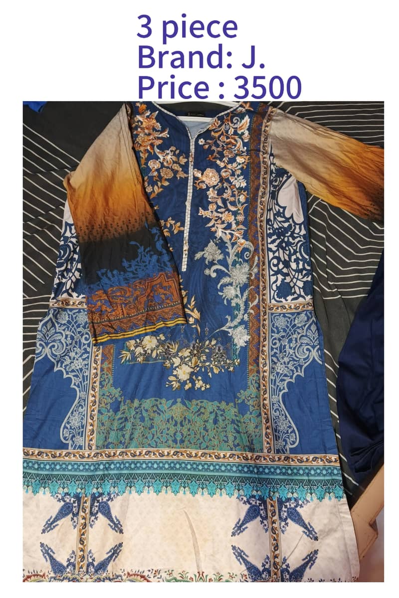 if you want preloved clothes bundle in reasonable price so message me 14
