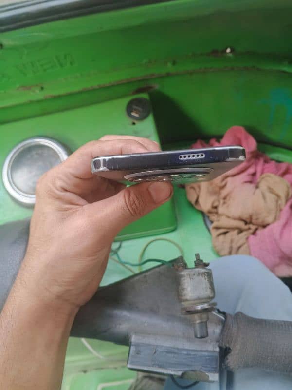 TecNo Spark 30 open box charger available without box h 3