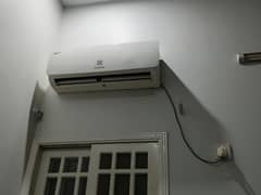 Electrolux non inverter good condition