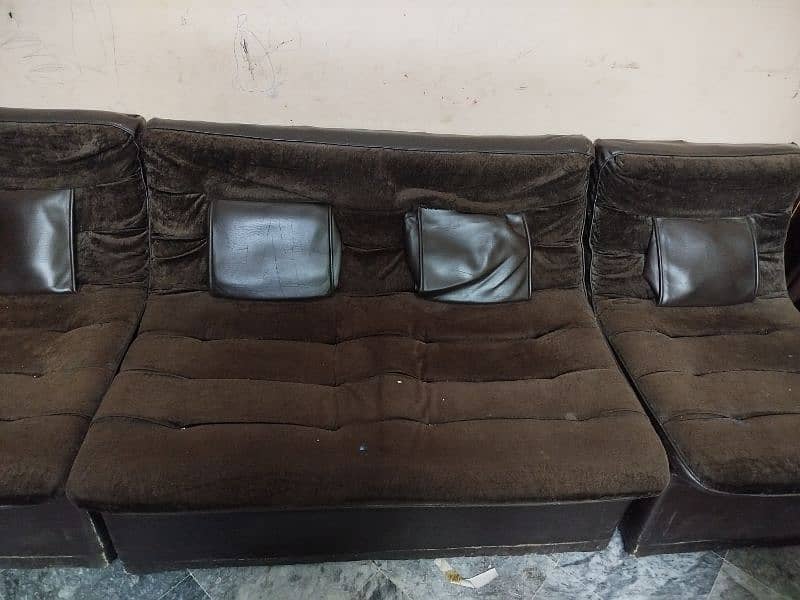 Used sofa 1