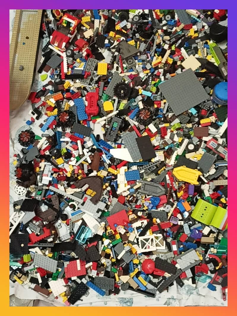 LEGO Educational Blocks Random Bulk with accessories n Minifigure's 2