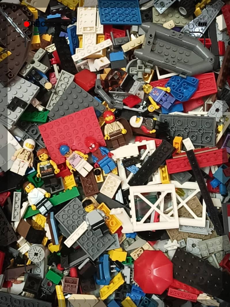 LEGO Educational Blocks Random Bulk with accessories n Minifigure's 3