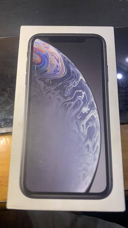 iPhone XR with original box 5