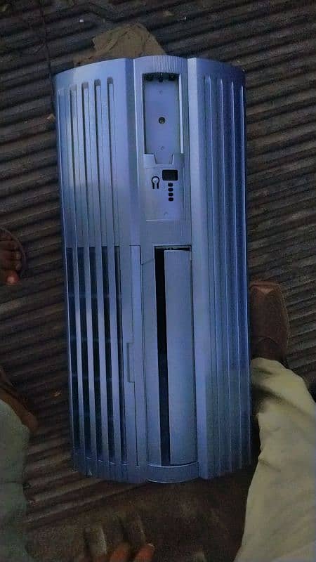 window ac 1
