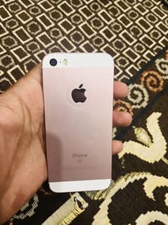 Iphone SE 16gb factory unlock