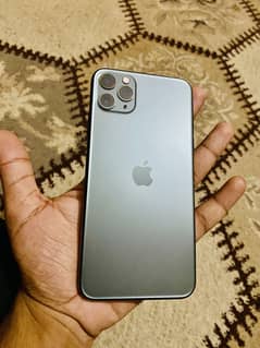 IPhone 11 Pro max all okey 256gb pta approved 10/10 80 health kit