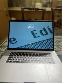 MacBook