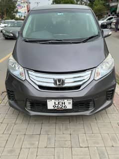 HONDA FREED 7 SEATER HYBRID