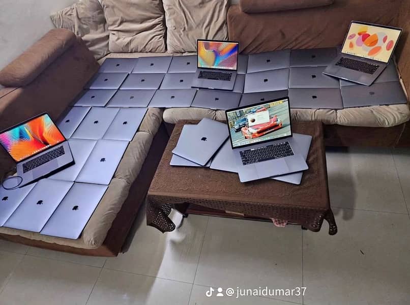 MACBOOK PRO 16 (2019) Magic Keyboard (16/1000gb) Core i9 . . . 2