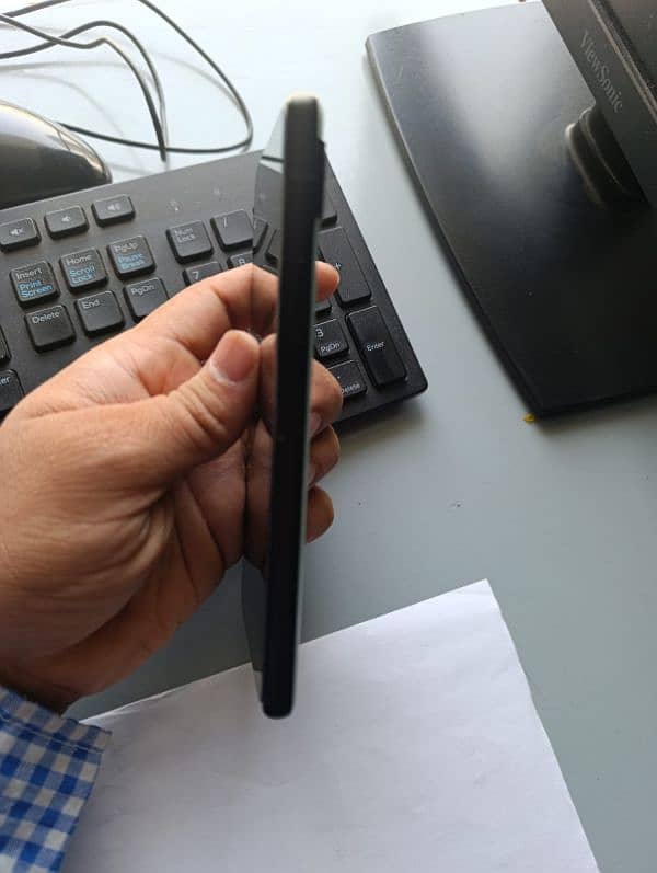 Google Pixel 6 New Condition 10/10 3