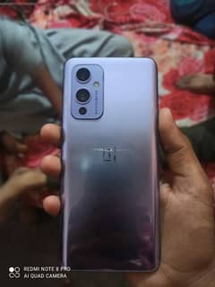 oneplus 9 condition 10 by 9 back thori se uthi hoi ha pata no chlta
