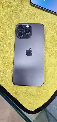 I am sale iphone 15pro max 256gb Nan pta sim warking