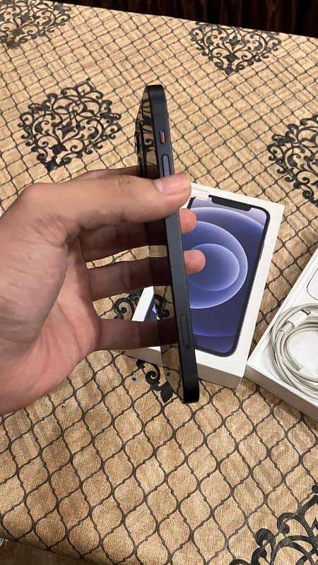 iphon 12 10 by 10 condition black colour jv non pta e sim non active87 5