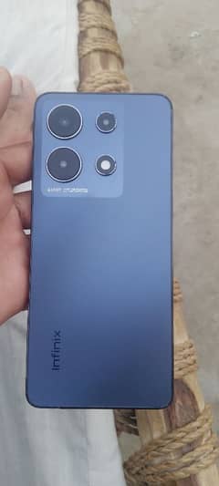 Infinix Note 30