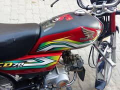 Honda 70 22/23 for sale condition is good contact 03074994238