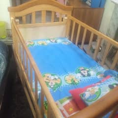 baby cot