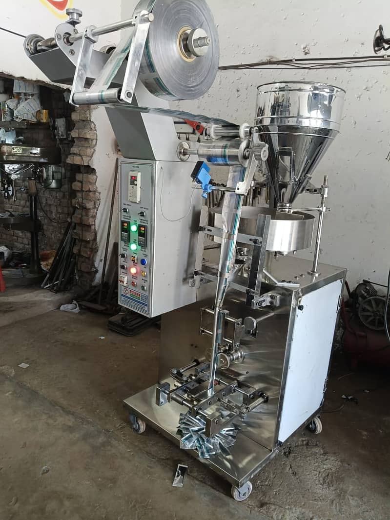 Automatic Packing Machine For Slanty/Nimko/Chips/Spices/Rice/Surf/Dal 8