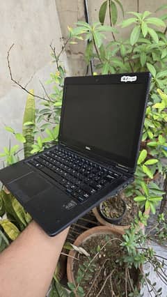 Dell Latitude e7250 8gb ram /250gb hard read ad