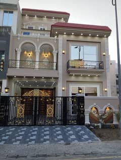 5 Marla house available for rent in DHA 11 Rahbar