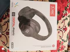 HEADPHONES