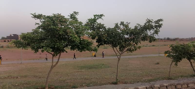 10 MARLA BOULEVARD BACK OPEN RESIDENTIAL PLOT FOR SALE IN BLOCK K 2