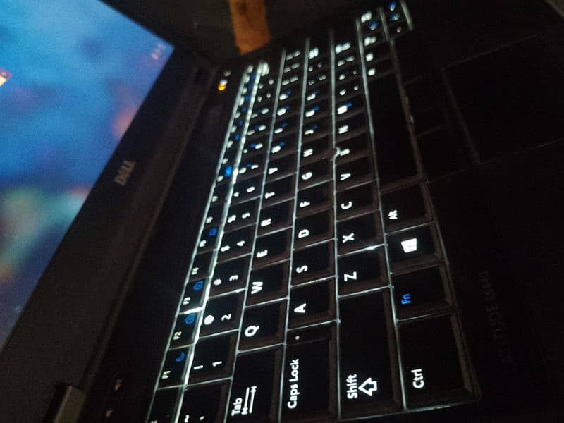 Dell Latitude Core i7 4th gen. 8gb 256 SSD HardDisk 4