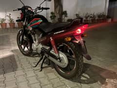 HONDA CB 125F. 2023 model
