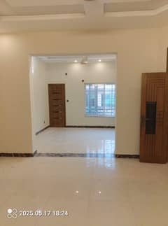 6marla upper portion for rent available brand new
