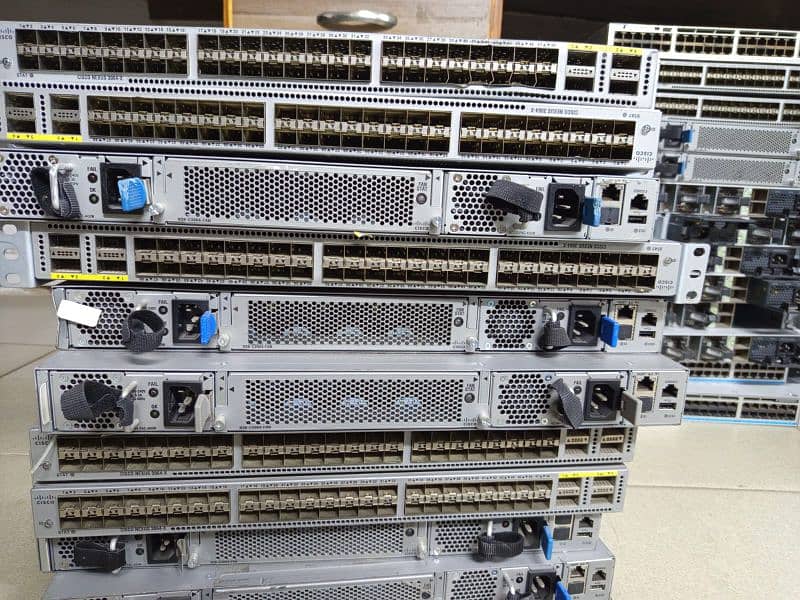 Cisco Router Switches Nexus Series N3K-C3064 PQ-10GX N9K-C92160YC-X 2