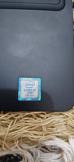 dell i7 7th gen 8/256 gb