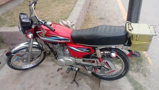 125