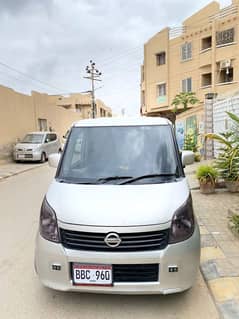 Nissan Roox 2014