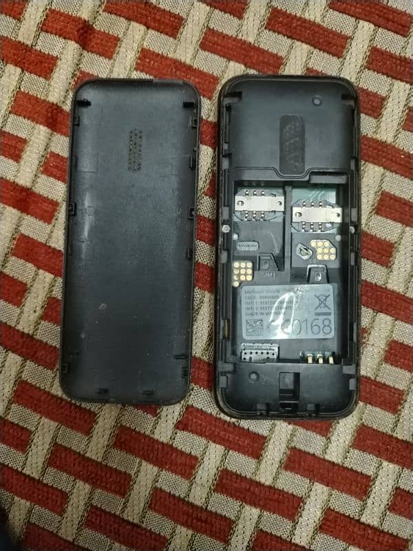 Nokia 105 Model 2015 0