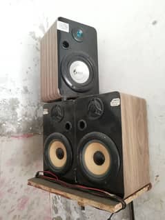 speakers