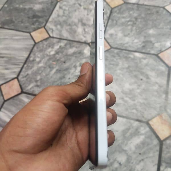 Tecno camon 19 neo fresh condition 03167791454 es number pr rabta kary 5