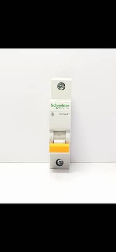 SCHNEIDER
