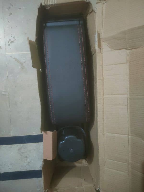 Alto New shape Arm rest 1