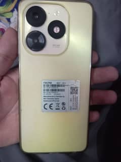 tecnoo spark 20C 8/128 box chrger available