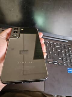 Samsung S22