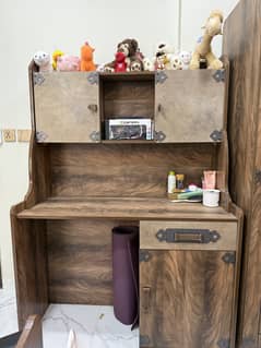 Branded furniture Dressing + Study Table
