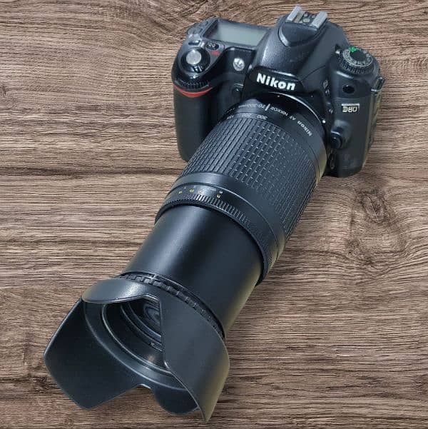 Canon nikon Dslr camera available, call or Whatsapp 03032874479 2