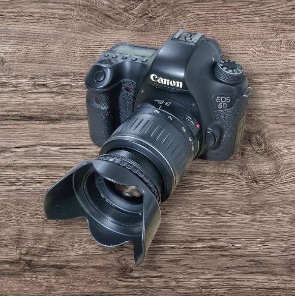 Canon nikon Dslr camera available, call or Whatsapp 03032874479 5