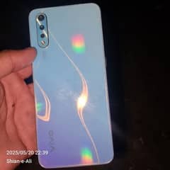 colour blue
