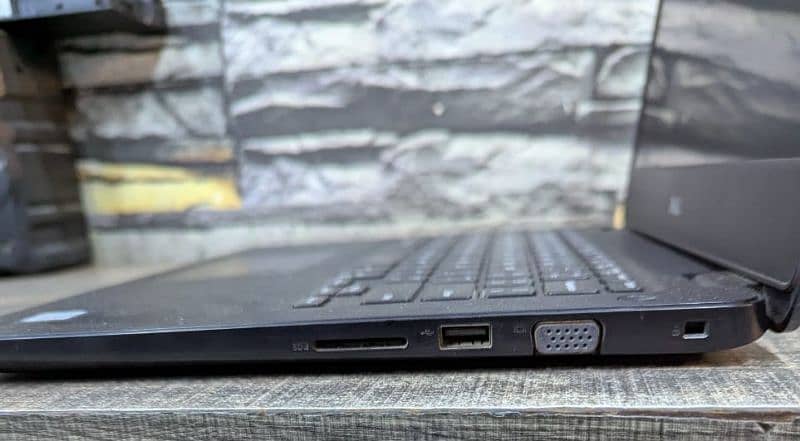Dell latitude i5 8th Generation 2