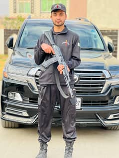 I need job of cleaner waiter security guard