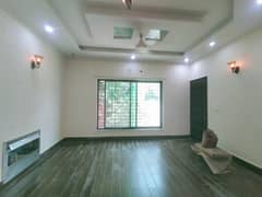 Modern 10 Marla House On Top Location For Rent In DHA Phase 4 EE Block