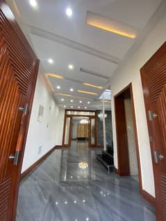 Centrally Located Upper Portion Available In Bahria Town Phase 8 For rent