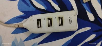 USB Hub with 4 2.0 Ports