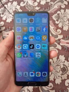 Huawei p20 pta approved 4/128 pubg 60fps