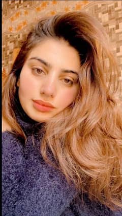 New staff hain Low price main hain no andance